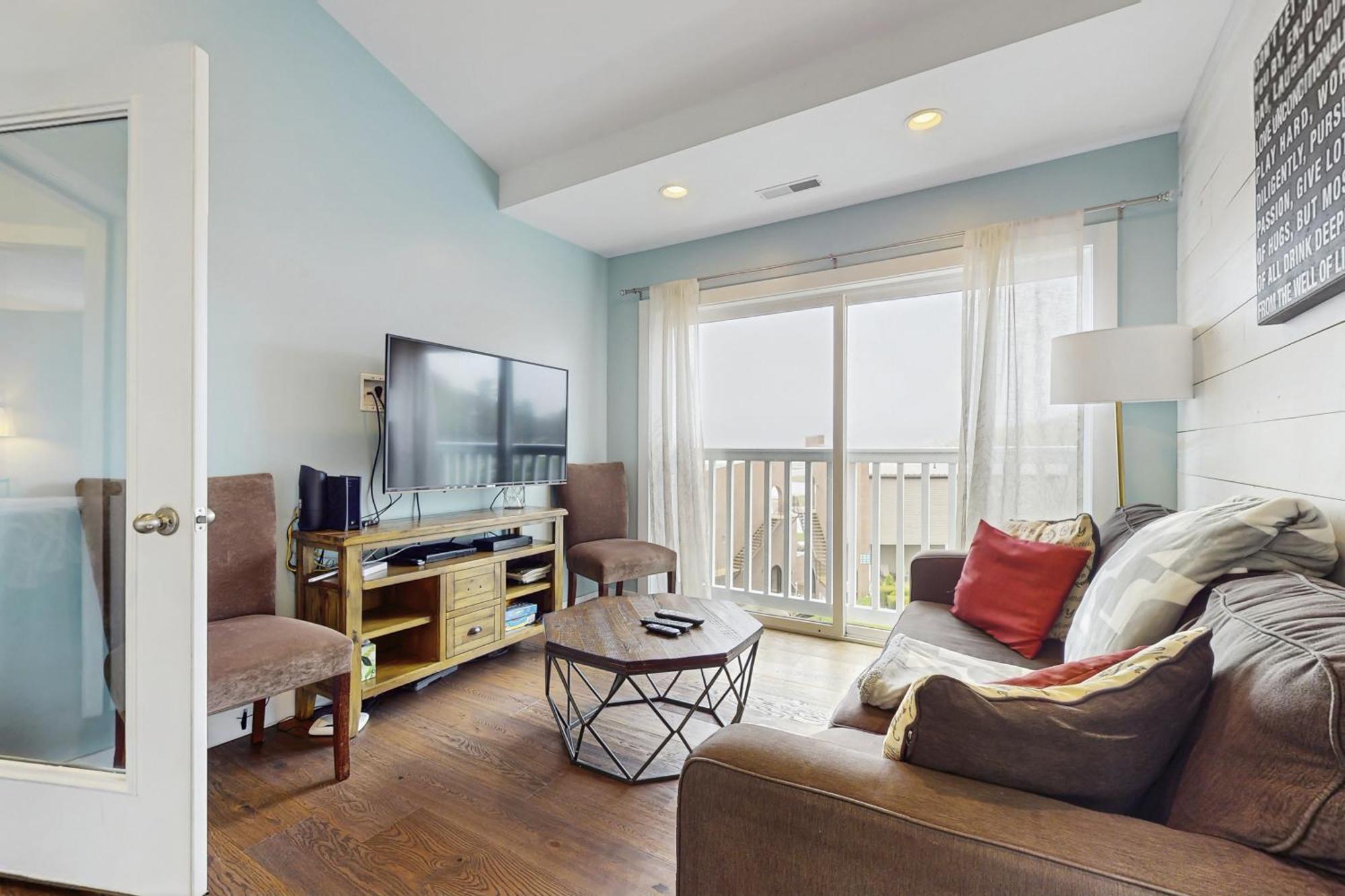 Bay Breeze Whispers Of Water Apartment Wells Exterior photo