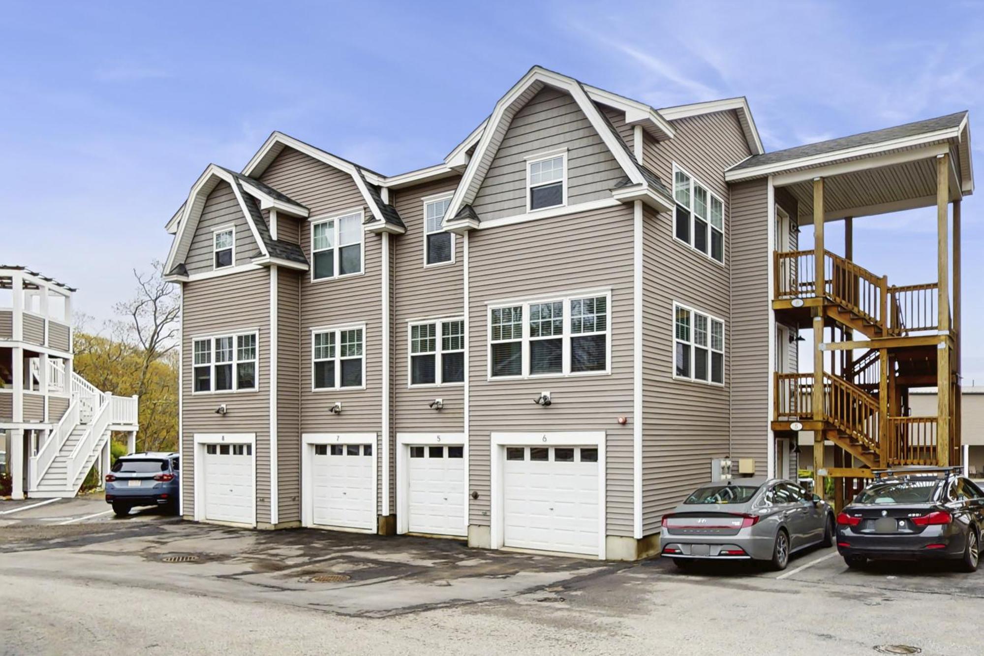 Bay Breeze Whispers Of Water Apartment Wells Exterior photo